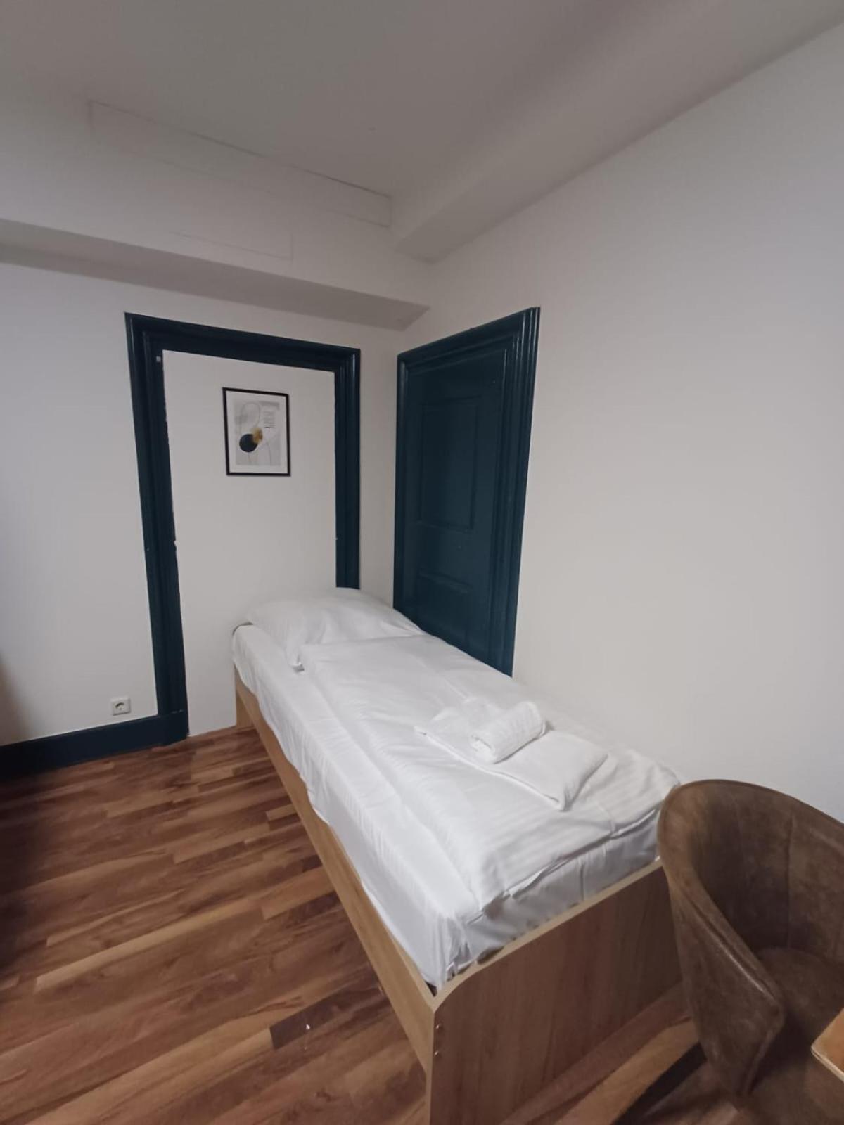Crown Living Villa Blumenau Studios, Smarttv, Parkplatz Lustenau Luaran gambar