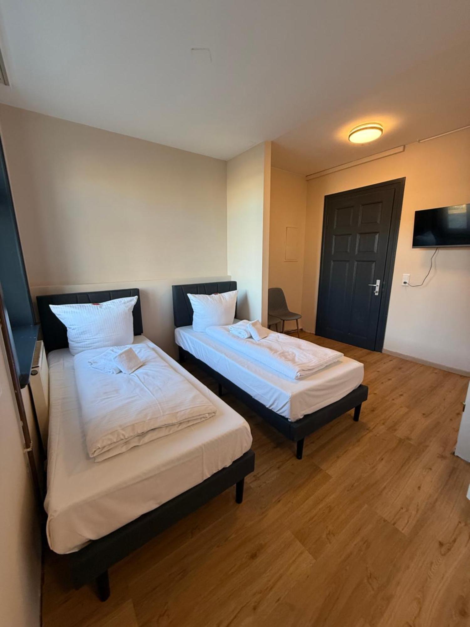 Crown Living Villa Blumenau Studios, Smarttv, Parkplatz Lustenau Luaran gambar