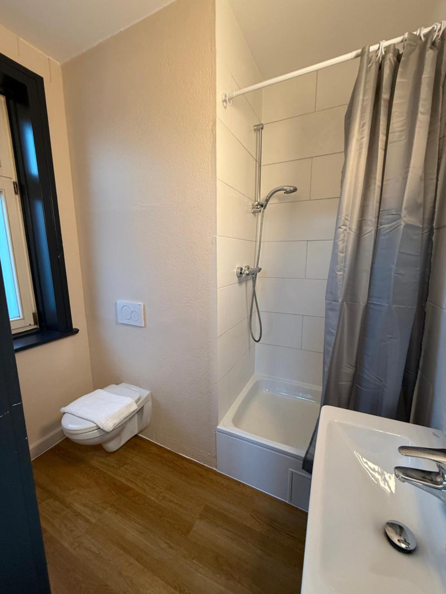 Crown Living Villa Blumenau Studios, Smarttv, Parkplatz Lustenau Luaran gambar
