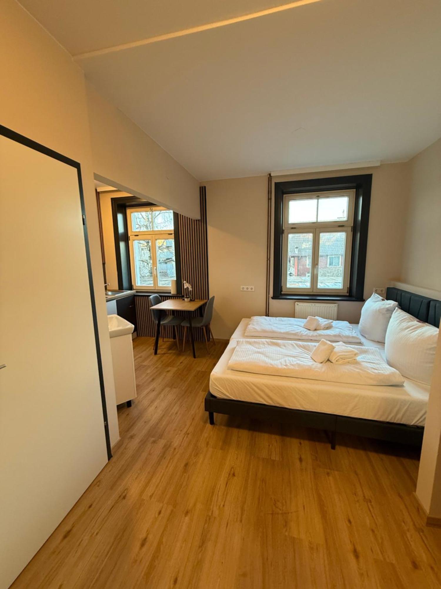 Crown Living Villa Blumenau Studios, Smarttv, Parkplatz Lustenau Luaran gambar