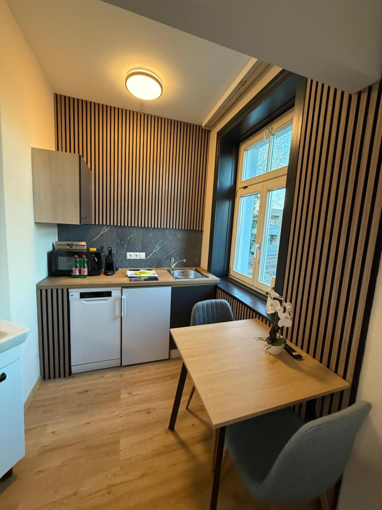 Crown Living Villa Blumenau Studios, Smarttv, Parkplatz Lustenau Luaran gambar