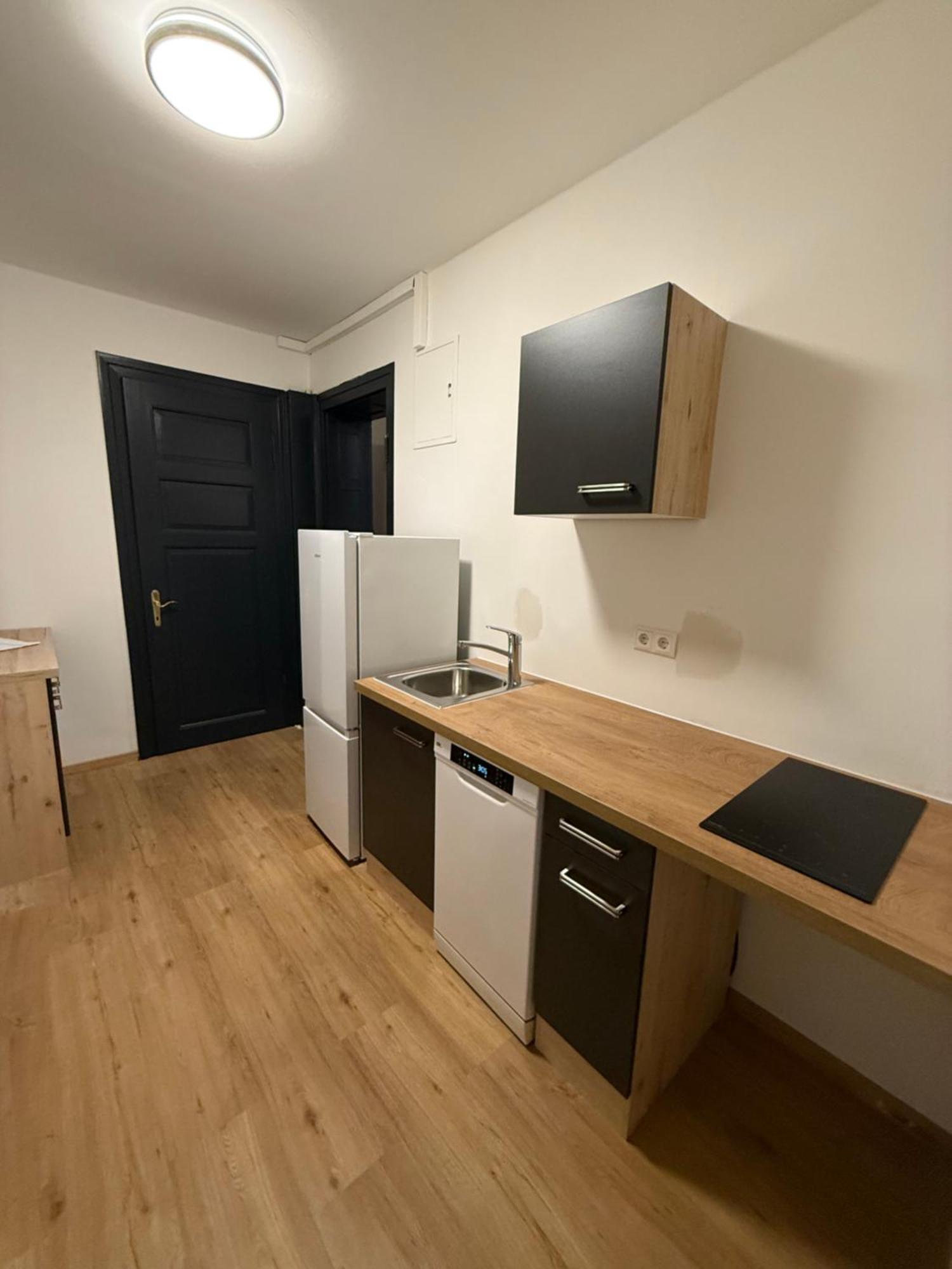 Crown Living Villa Blumenau Studios, Smarttv, Parkplatz Lustenau Luaran gambar
