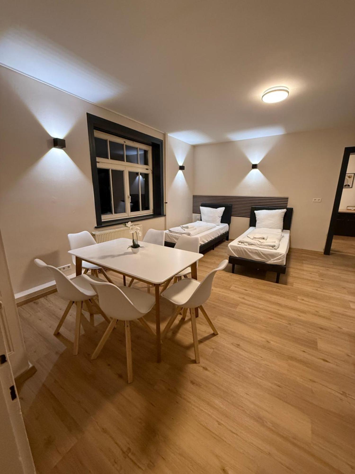 Crown Living Villa Blumenau Studios, Smarttv, Parkplatz Lustenau Luaran gambar