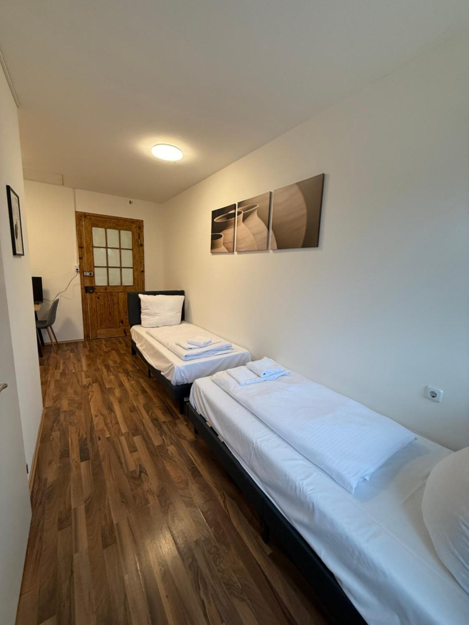 Crown Living Villa Blumenau Studios, Smarttv, Parkplatz Lustenau Luaran gambar