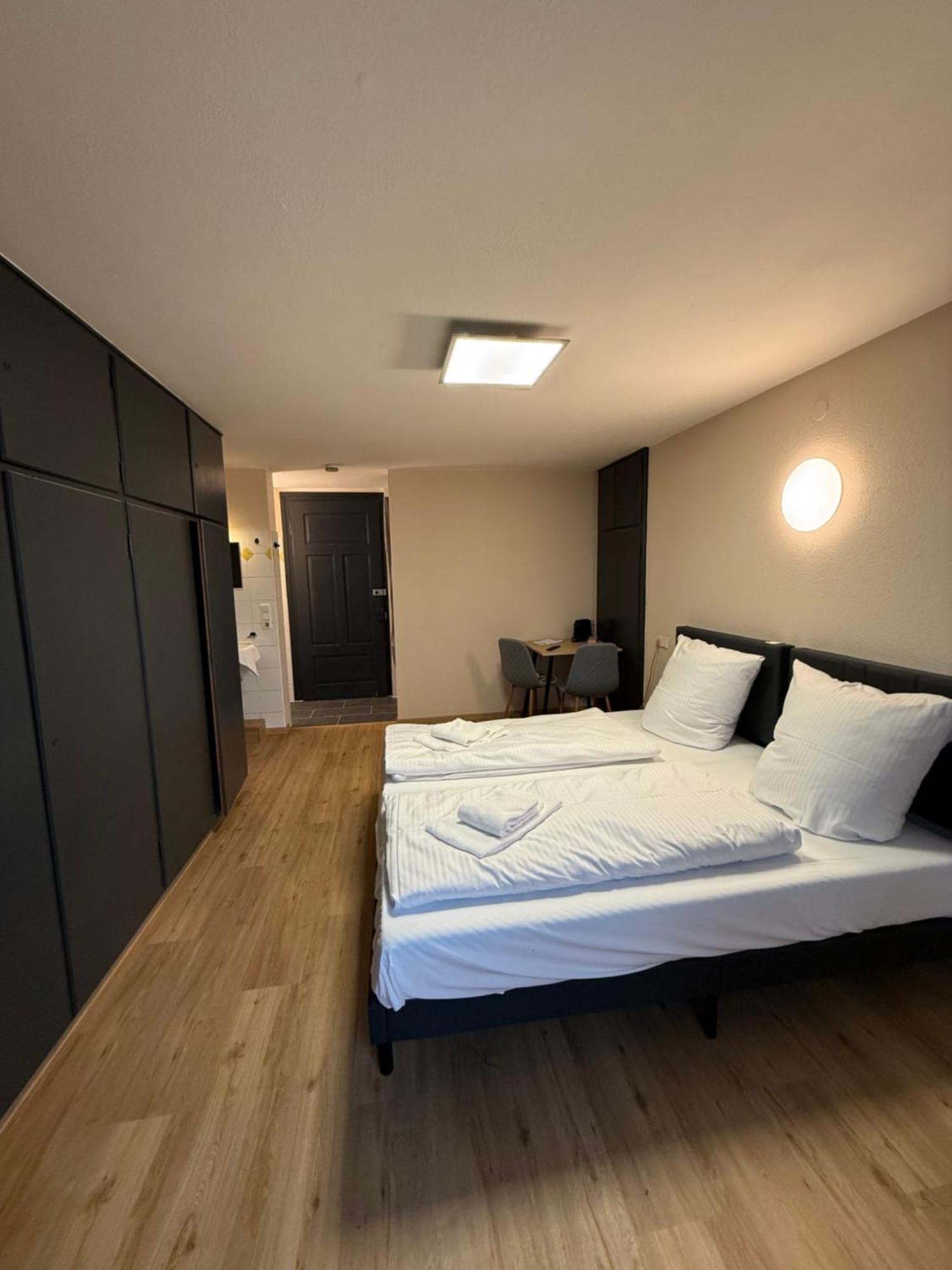 Crown Living Villa Blumenau Studios, Smarttv, Parkplatz Lustenau Luaran gambar