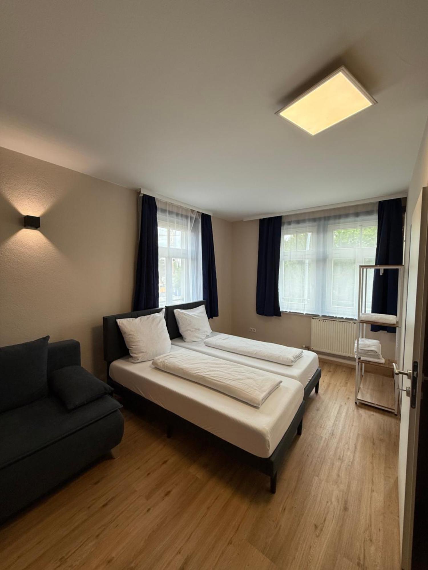 Crown Living Villa Blumenau Studios, Smarttv, Parkplatz Lustenau Luaran gambar